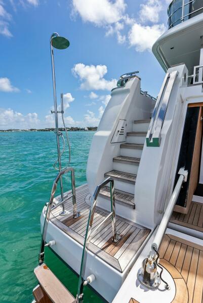 108' 2023 Custom Line 33 Navetta