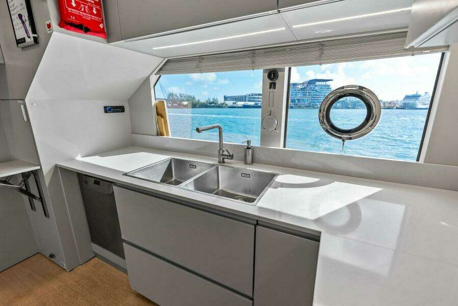 LUMPASAURUS 108ft Custom Line Yacht For Sale