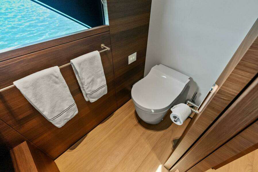 LUMPASAURUS 108ft Custom Line Yacht For Sale