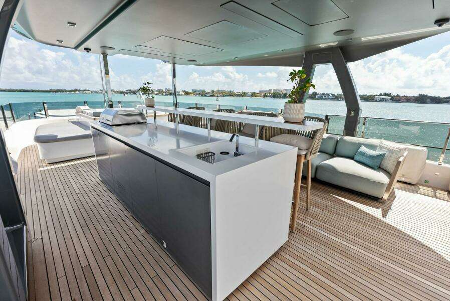 LUMPASAURUS 108ft Custom Line Yacht For Sale