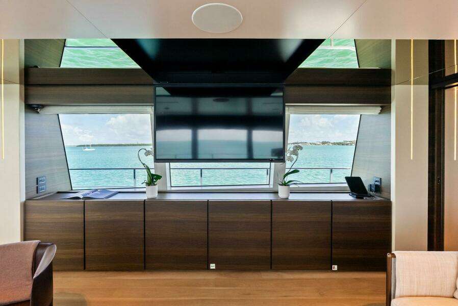 LUMPASAURUS 108ft Custom Line Yacht For Sale