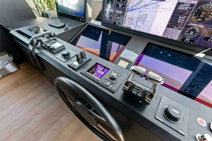 LUMPASAURUS 108ft Custom Line Yacht For Sale