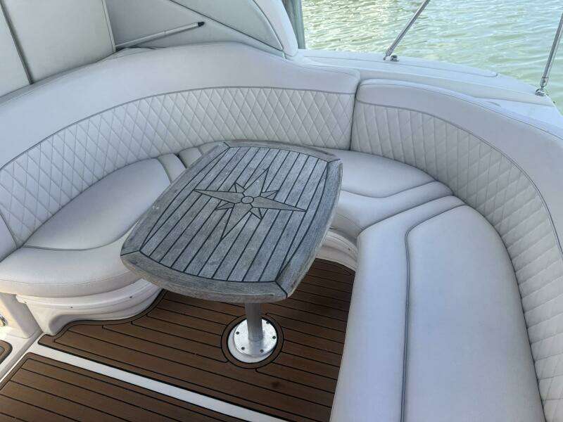 35ft Sea Ray Yacht For Sale