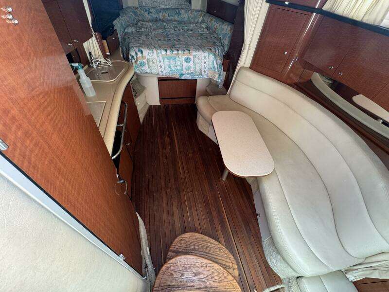 35ft Sea Ray Yacht For Sale