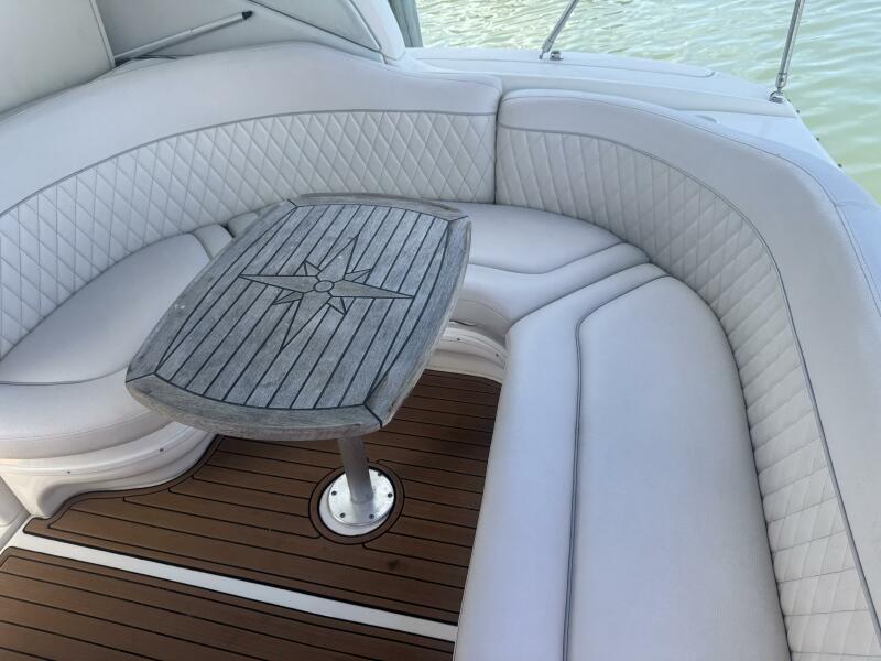 35' 2002 Sea Ray 320 Sundancer