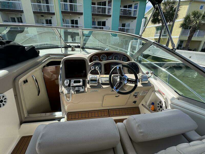 35ft Sea Ray Yacht For Sale