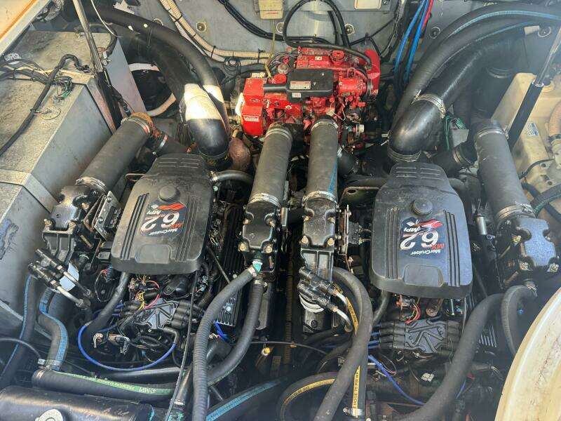 35ft Sea Ray Yacht For Sale