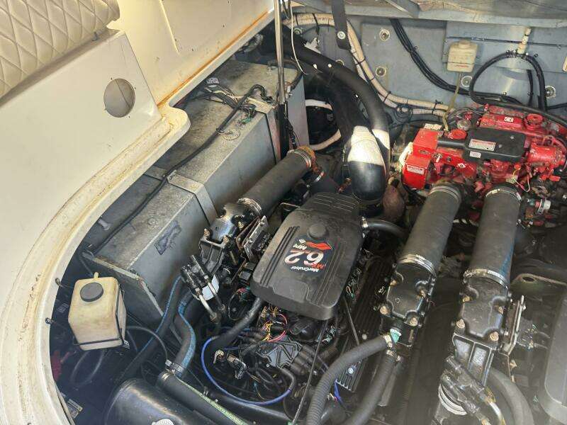 35ft Sea Ray Yacht For Sale