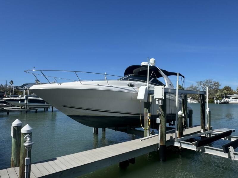 35' 2002 Sea Ray 320 Sundancer