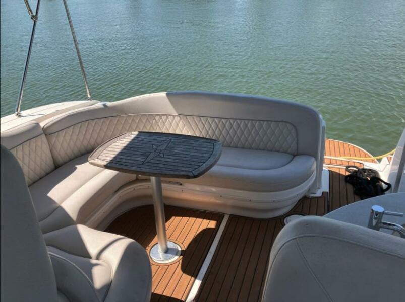 35' 2002 Sea Ray 320 Sundancer