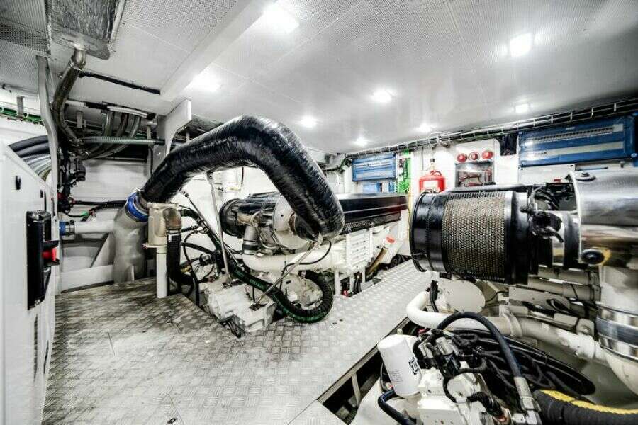 58ft Galeon Yacht For Sale