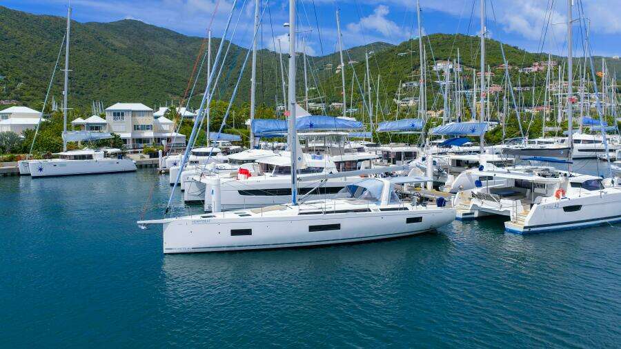 Heartbeat 54ft Beneteau Yacht For Sale