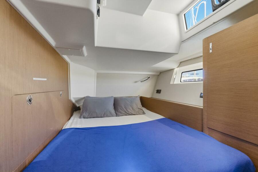 54' 2024 Beneteau Oceanis Yacht 54