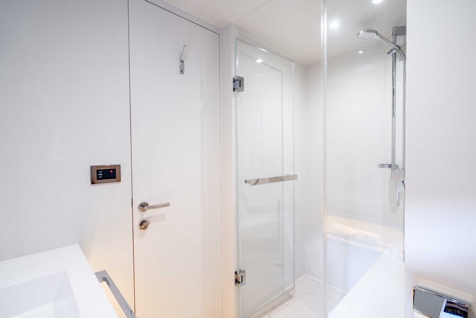 80' 2020 Horizon FD80