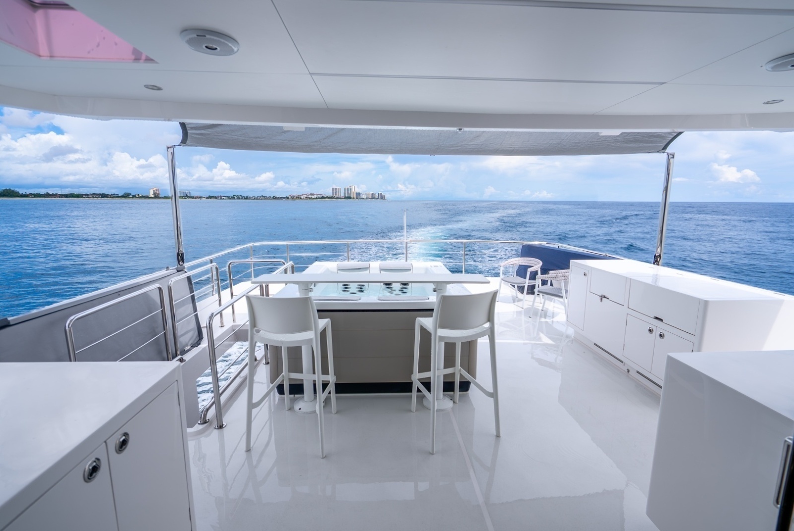 ONE MORE TIME 80ft Horizon Yacht For Sale