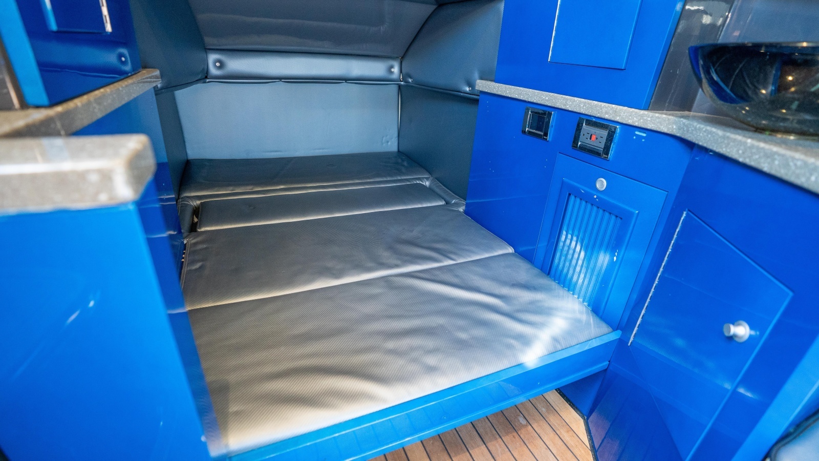 42ft Hydra Sports Yacht For Sale