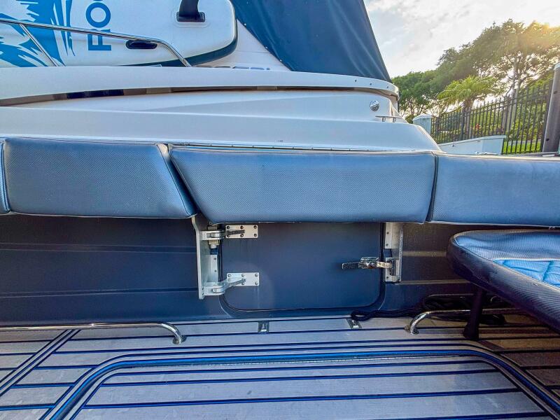 42' 2016 Hydra-Sports 4200 Siesta