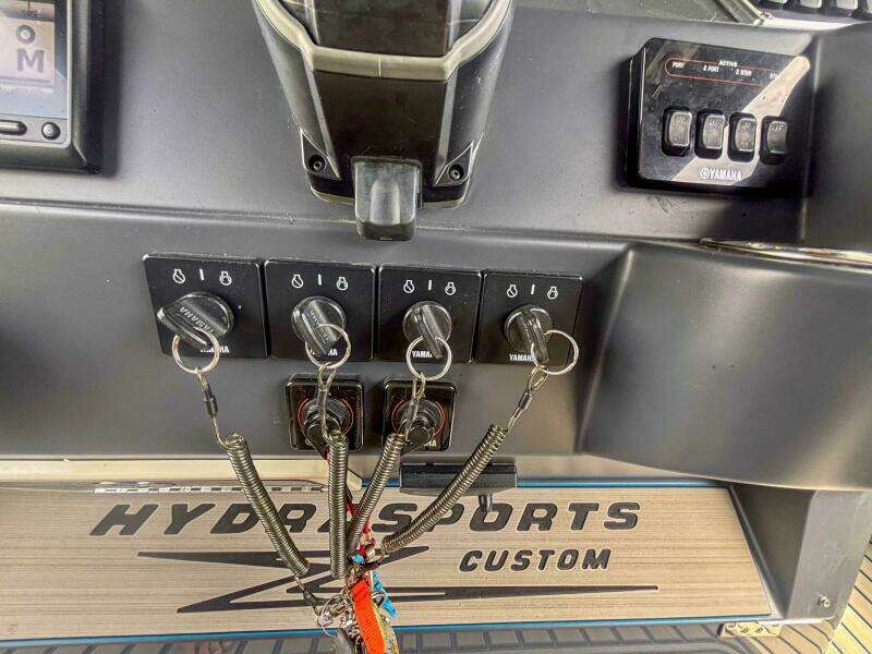 42ft Hydra Sports Yacht For Sale