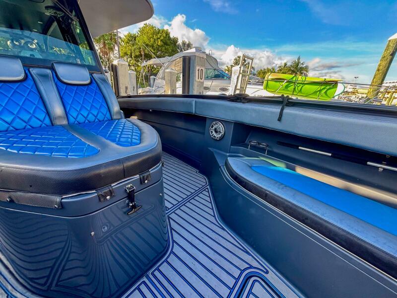 42' 2016 Hydra-Sports 4200 Siesta