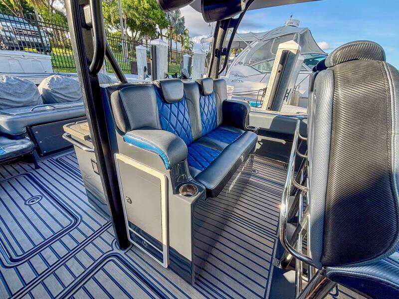 42ft Hydra Sports Yacht For Sale