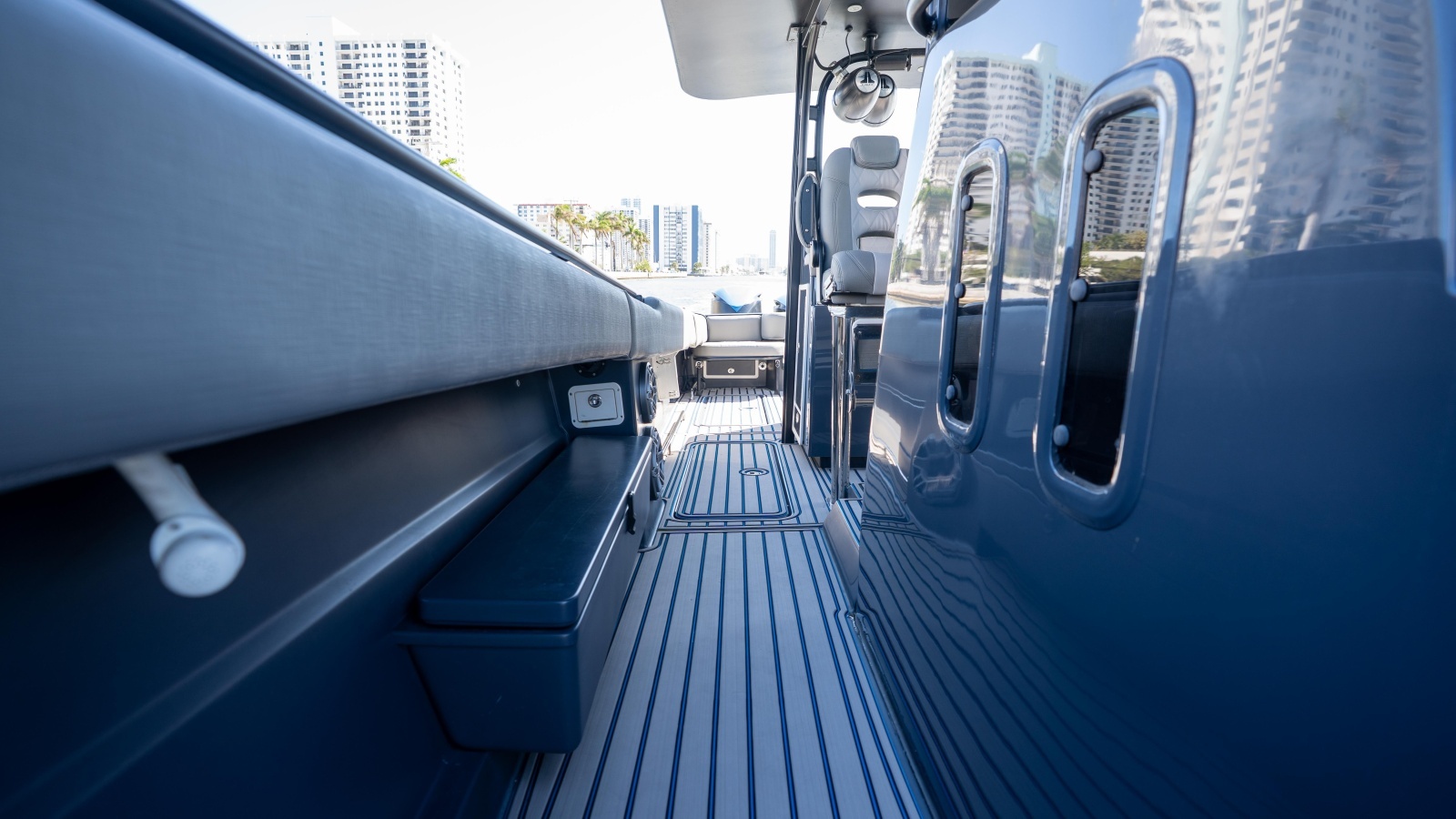 42ft Hydra Sports Yacht For Sale