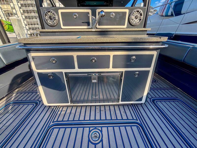 42' 2016 Hydra-Sports 4200 Siesta