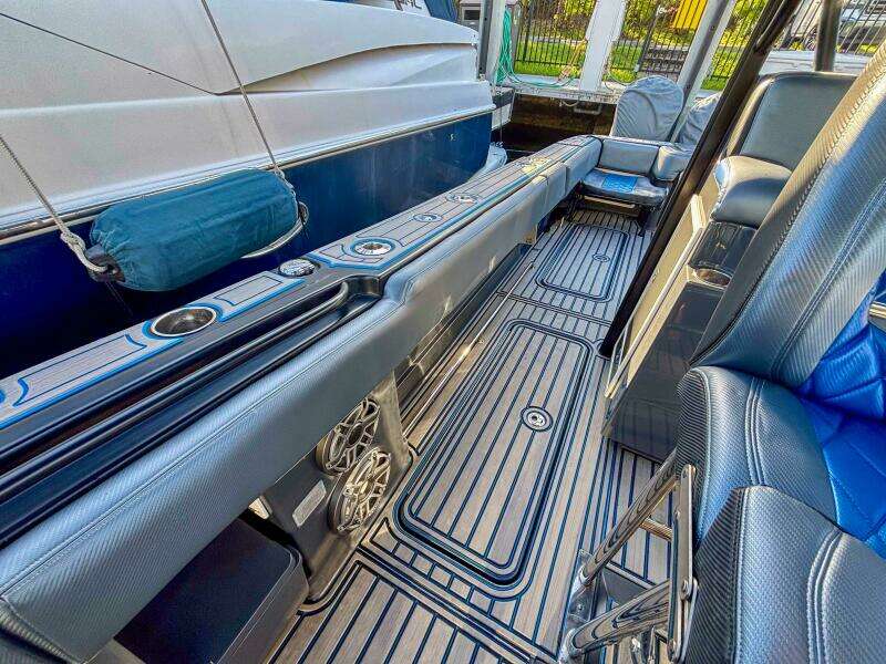 42ft Hydra Sports Yacht For Sale