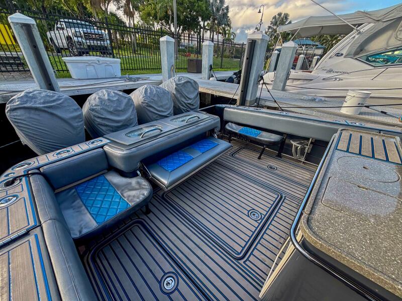 42' 2016 Hydra-Sports 4200 Siesta