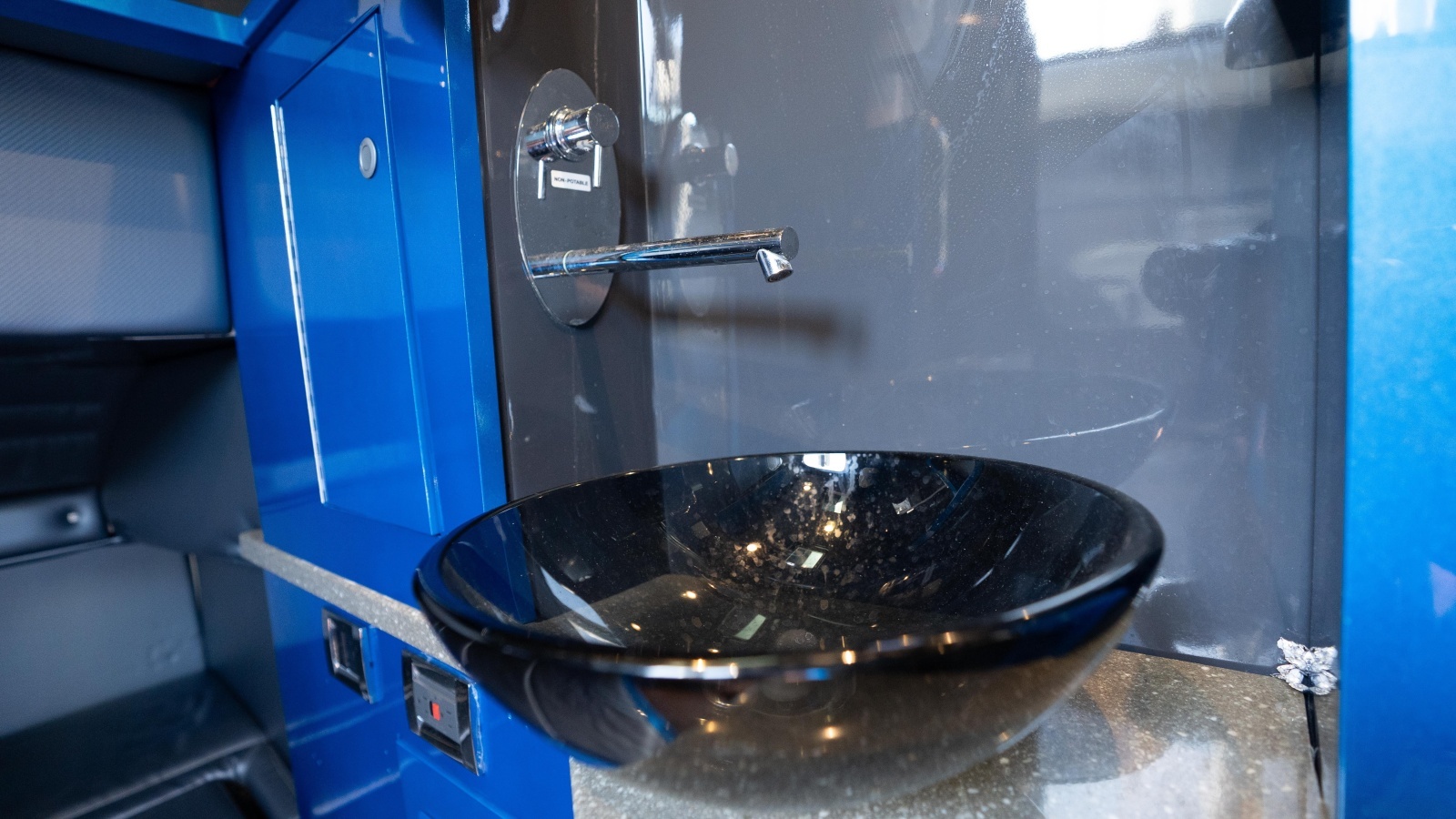 42ft Hydra Sports Yacht For Sale