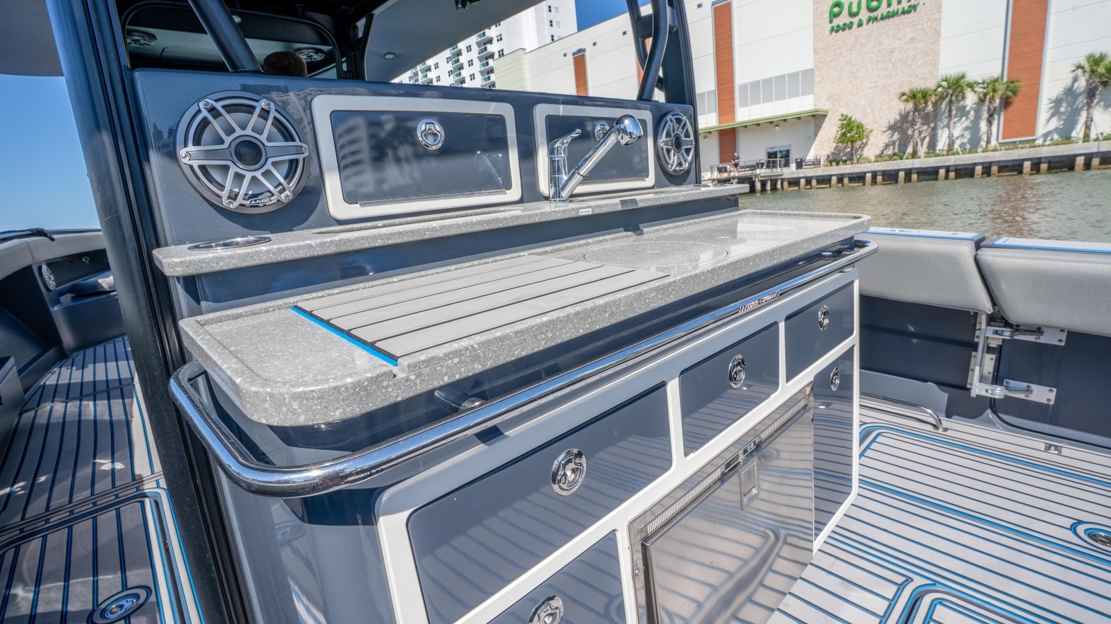 42ft Hydra Sports Yacht For Sale