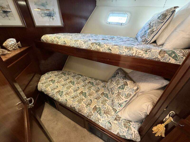 LADY RAE 58ft Hatteras Yacht For Sale