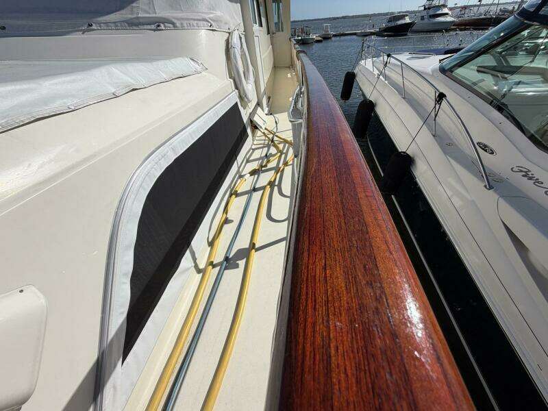 LADY RAE 58ft Hatteras Yacht For Sale