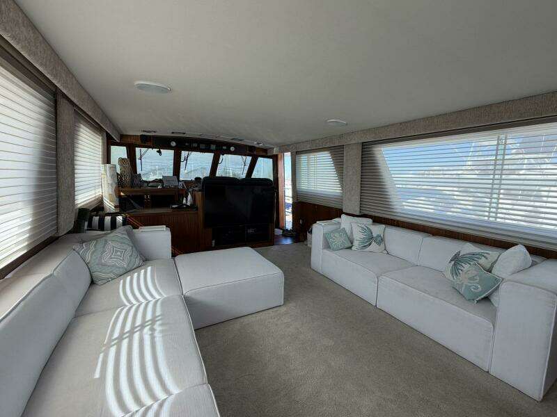 LADY RAE 58ft Hatteras Yacht For Sale