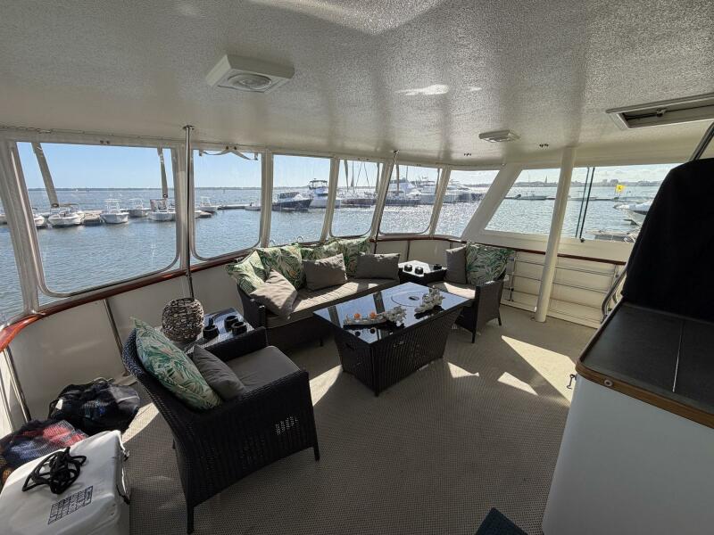 58' 1987 Hatteras Motor Yacht