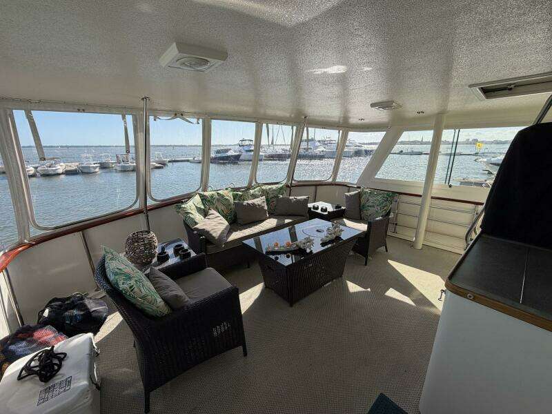 LADY RAE 58ft Hatteras Yacht For Sale