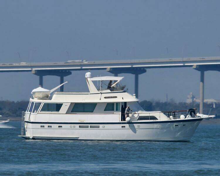 LADY RAE 58ft Hatteras Yacht For Sale