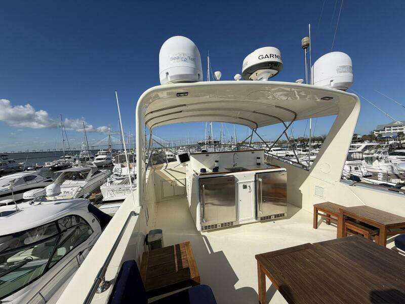 LADY RAE 58ft Hatteras Yacht For Sale
