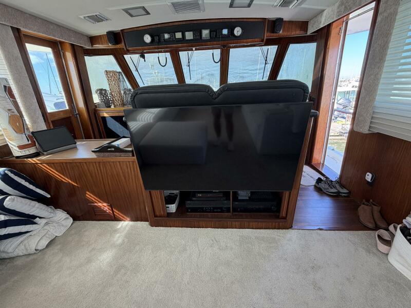 58' 1987 Hatteras Motor Yacht