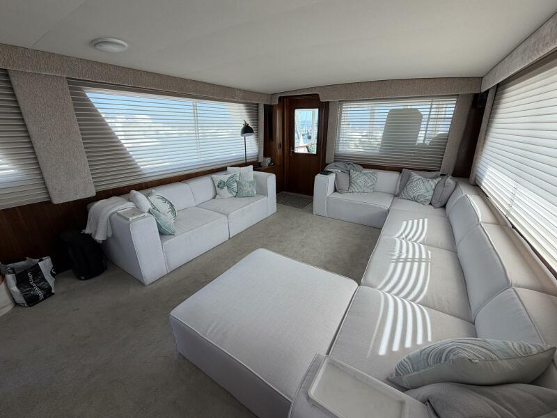 58' 1987 Hatteras Motor Yacht