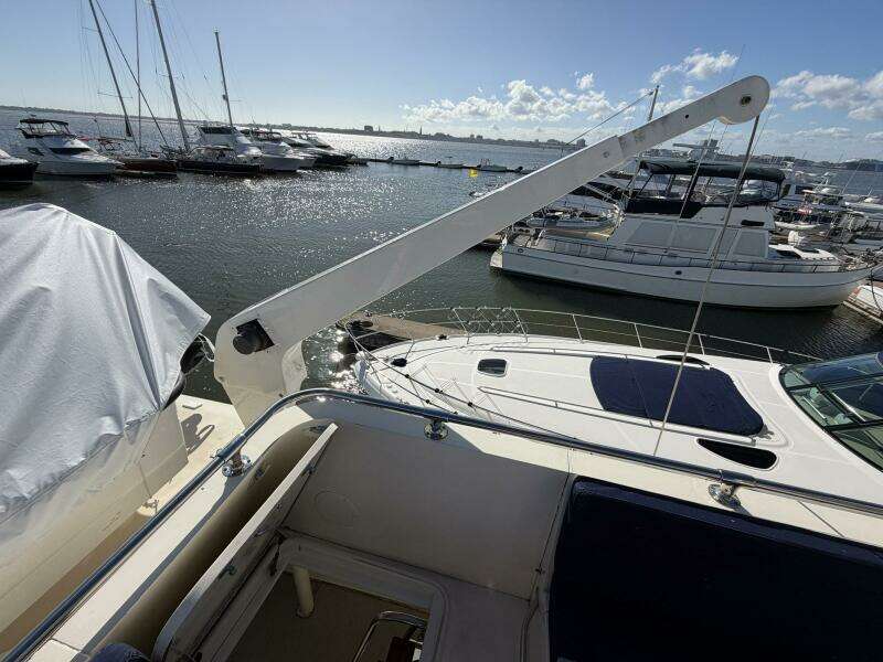 LADY RAE 58ft Hatteras Yacht For Sale