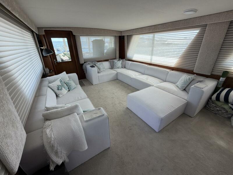 58' 1987 Hatteras Motor Yacht