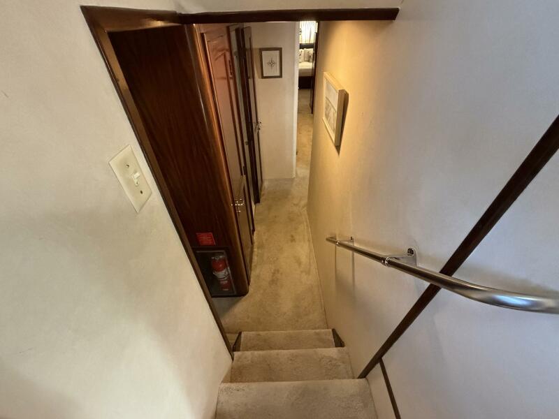 58' 1987 Hatteras Motor Yacht