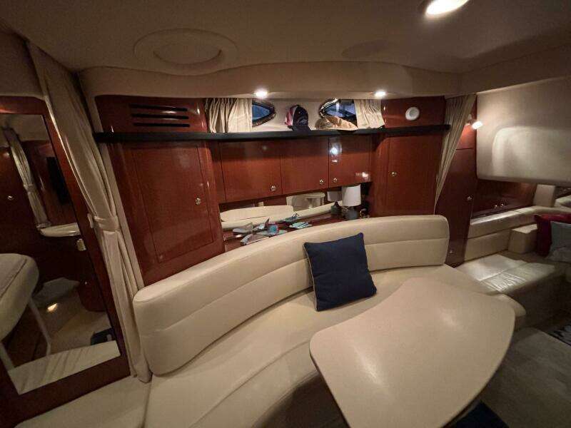 34ft Sea Ray Yacht For Sale