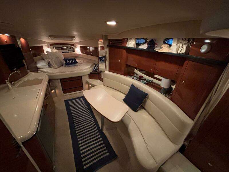 34ft Sea Ray Yacht For Sale