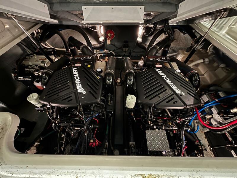 34' 2003 Sea Ray 340 Sundancer