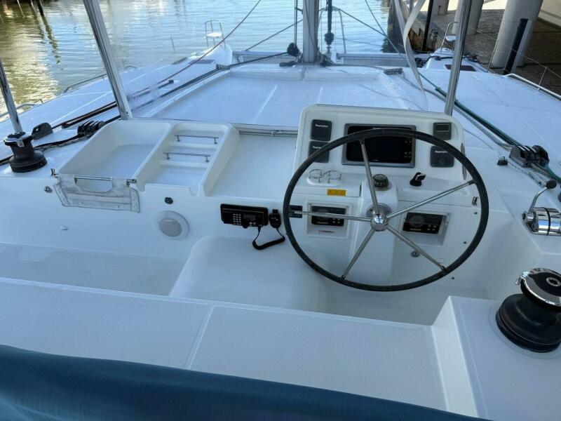 45' 2012 Lagoon 450 F