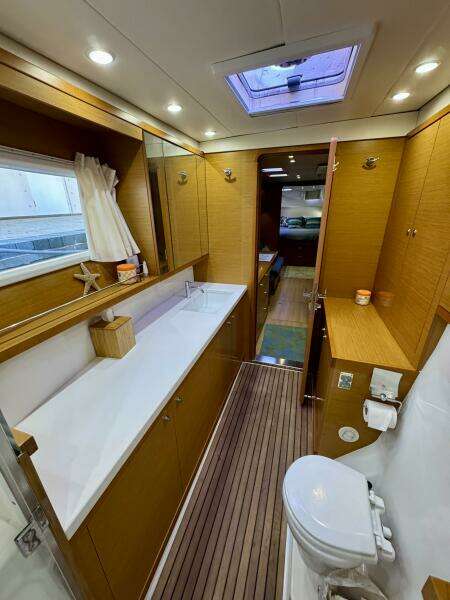 TOMCAT 45ft Lagoon Yacht For Sale