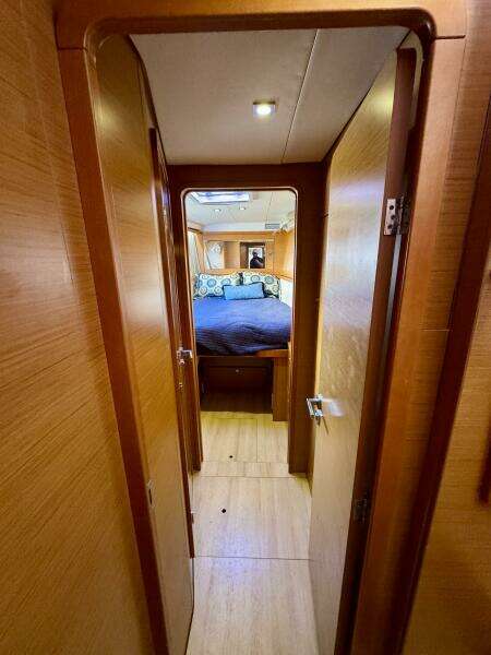 TOMCAT 45ft Lagoon Yacht For Sale