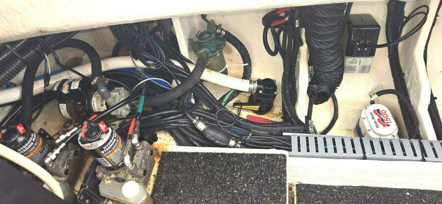 36ft Regal Yacht For Sale