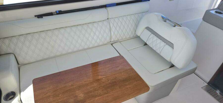 36ft Regal Yacht For Sale